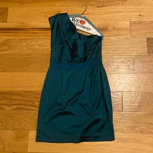 Beautiful emerald green Banana Republic one shoulder  dress size 8